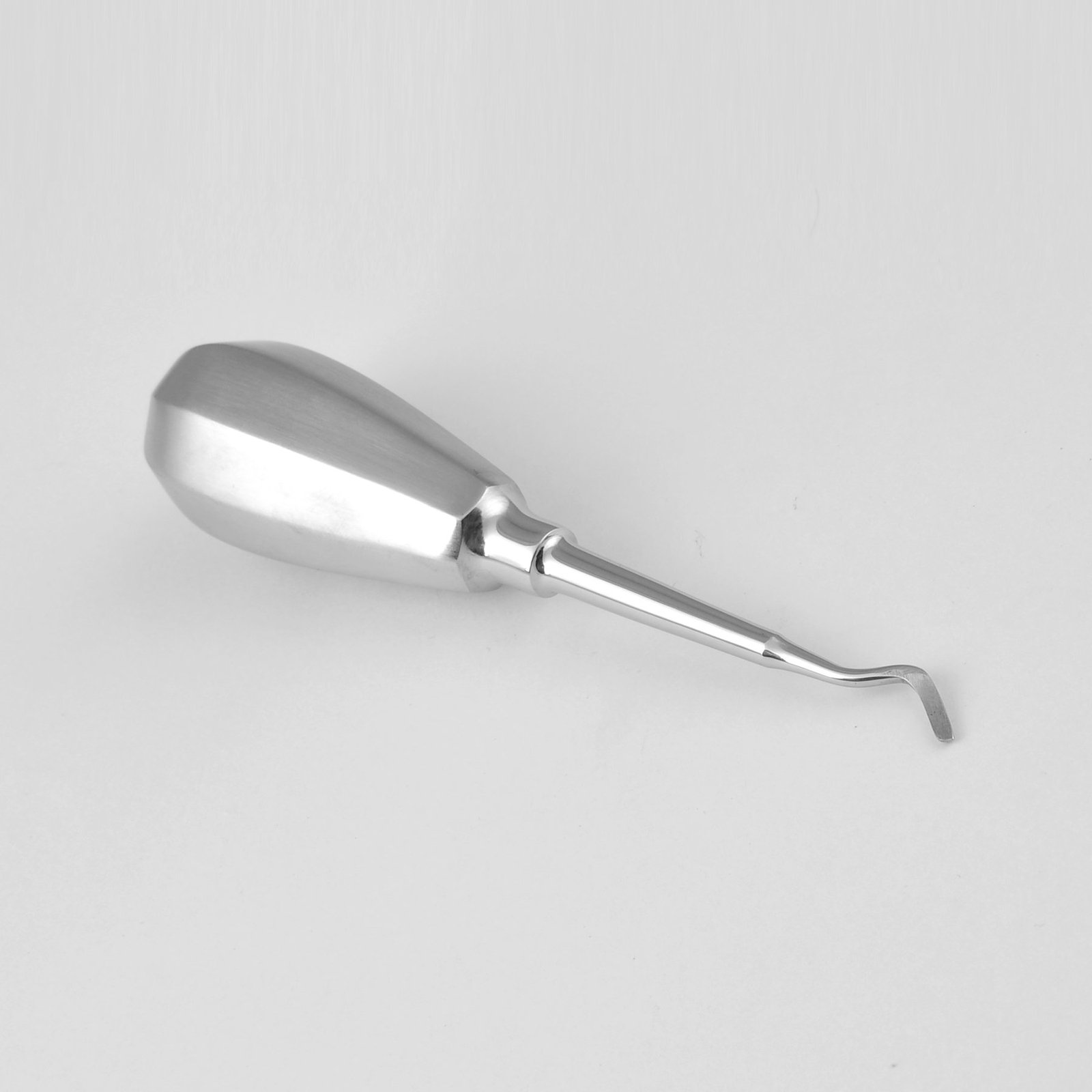 7 (1) Ratzow Apical Fragment Encleators Ejectors Fig.2